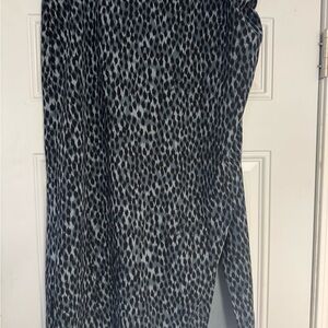 Nordstrom Rack Black and Blue Animal Print Skirt